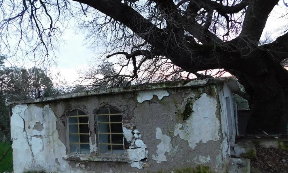 Η Μόρια ζει τα δικά της Σεπτεμβριανά: "Κατεδάφισαν" εκκλησία